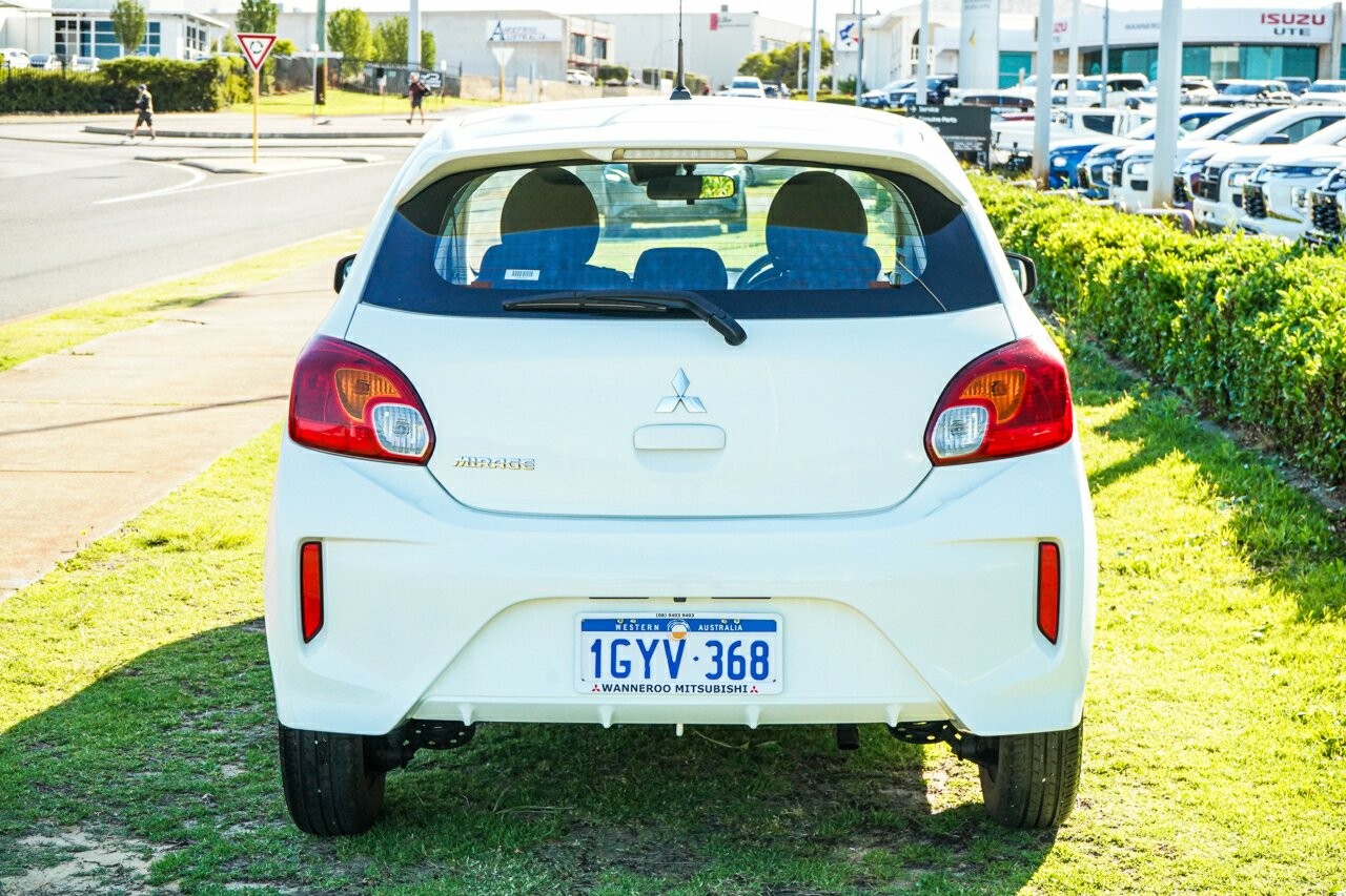 Mitsubishi Mirage image 4