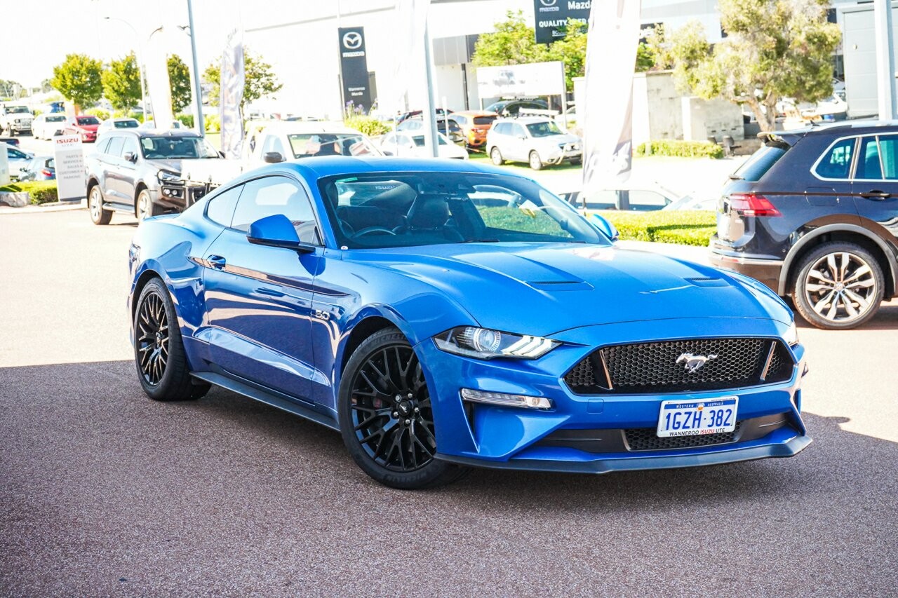 Ford Mustang image 1