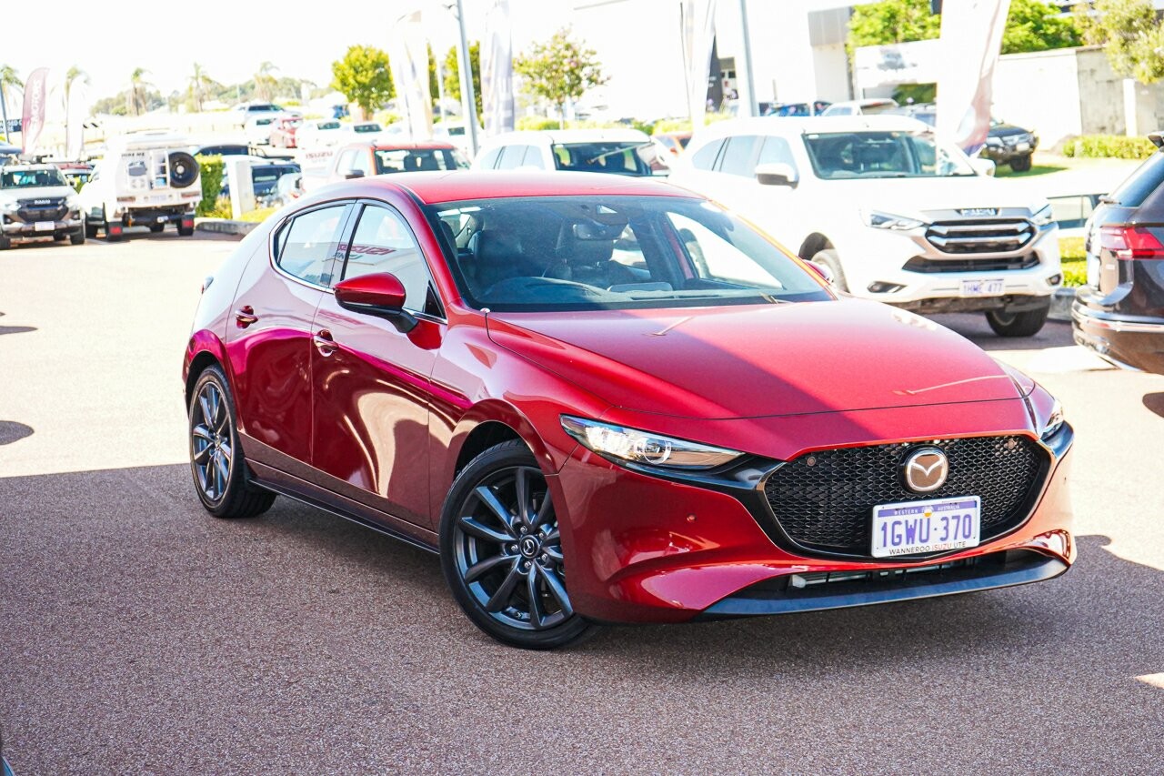 Mazda 3 image 1