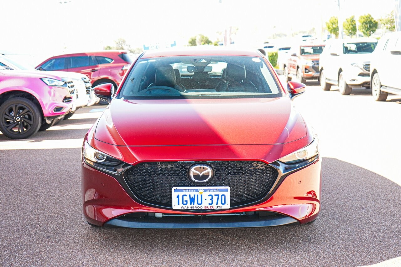 Mazda 3 image 3