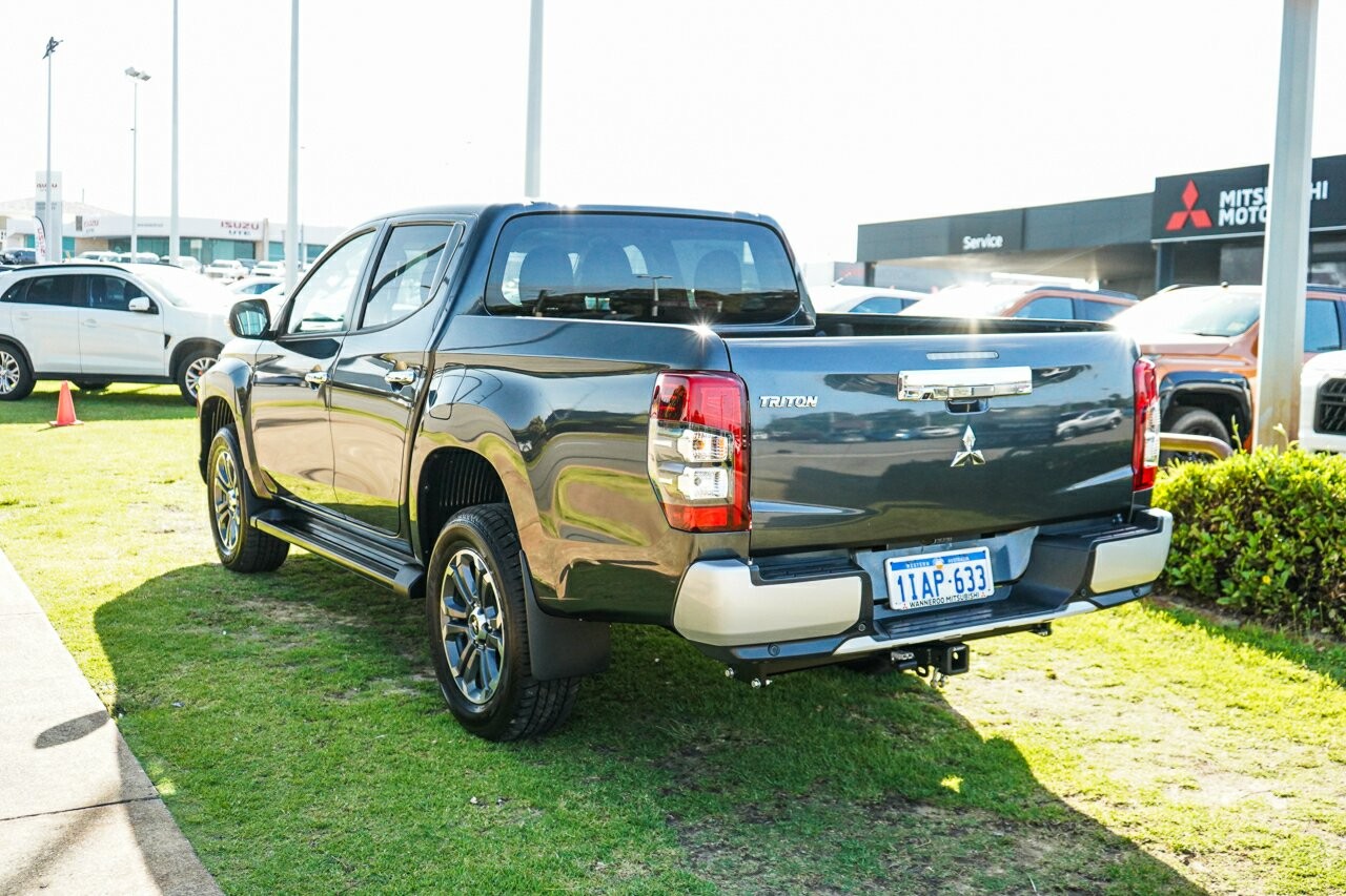 Mitsubishi Triton image 4