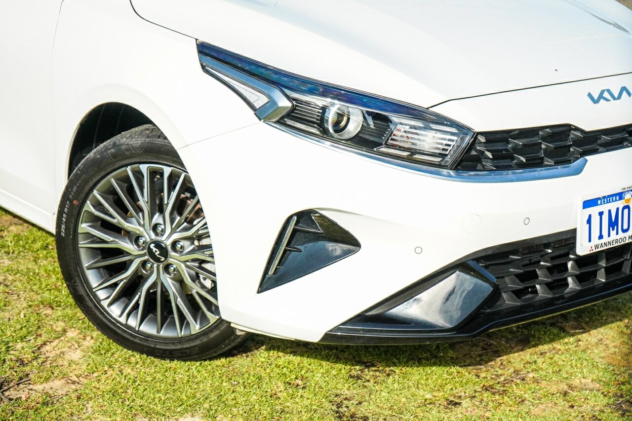 Kia Cerato image 2