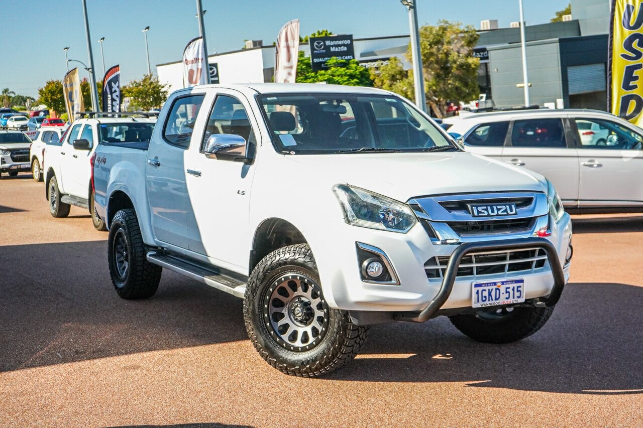 Isuzu D-max image 1