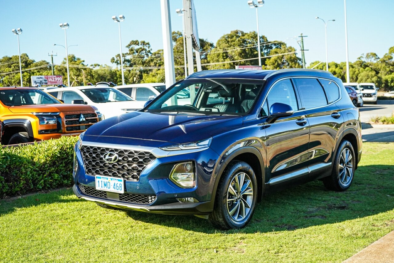 Hyundai Santa Fe image 3