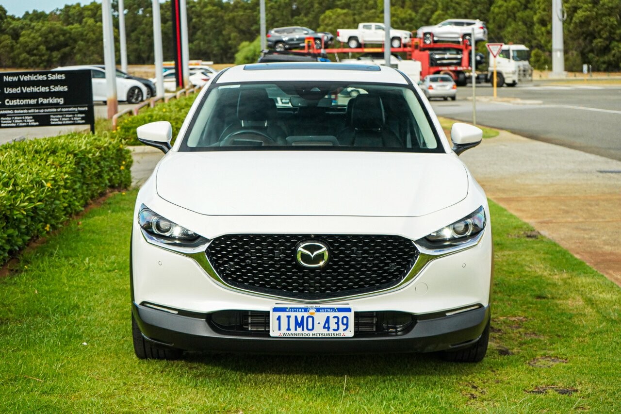 Mazda Cx-30 image 2