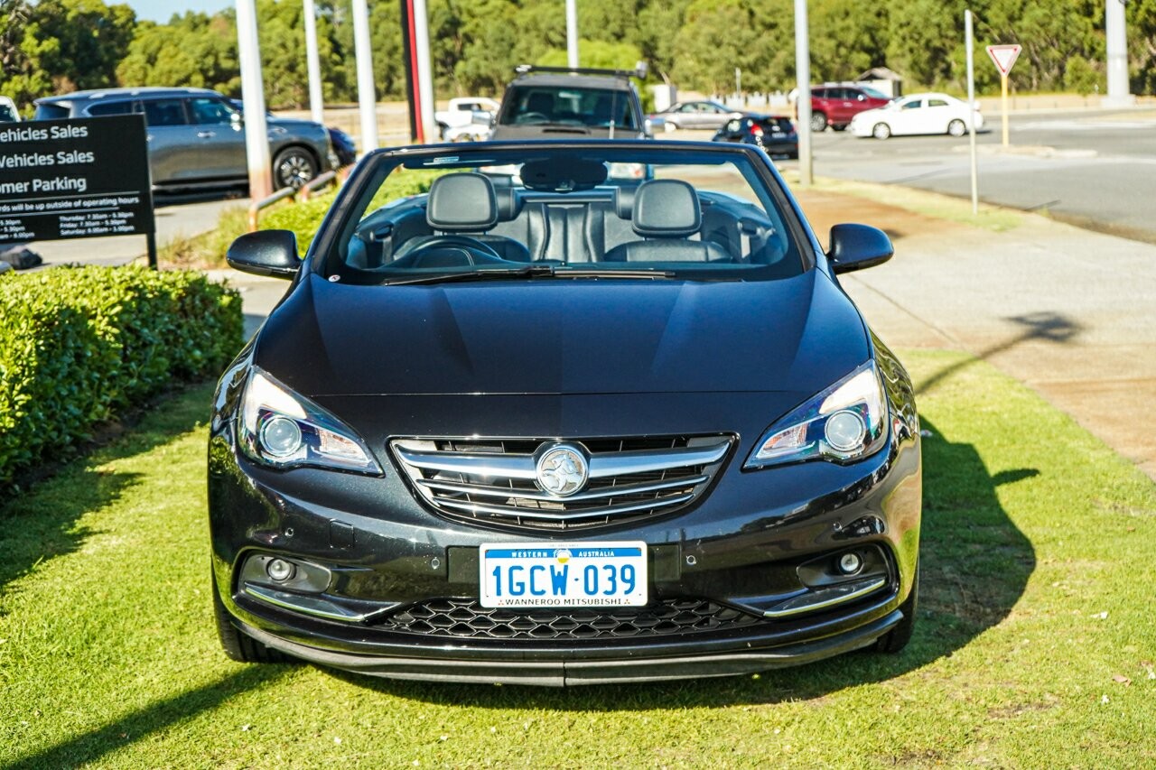 Holden Cascada image 3