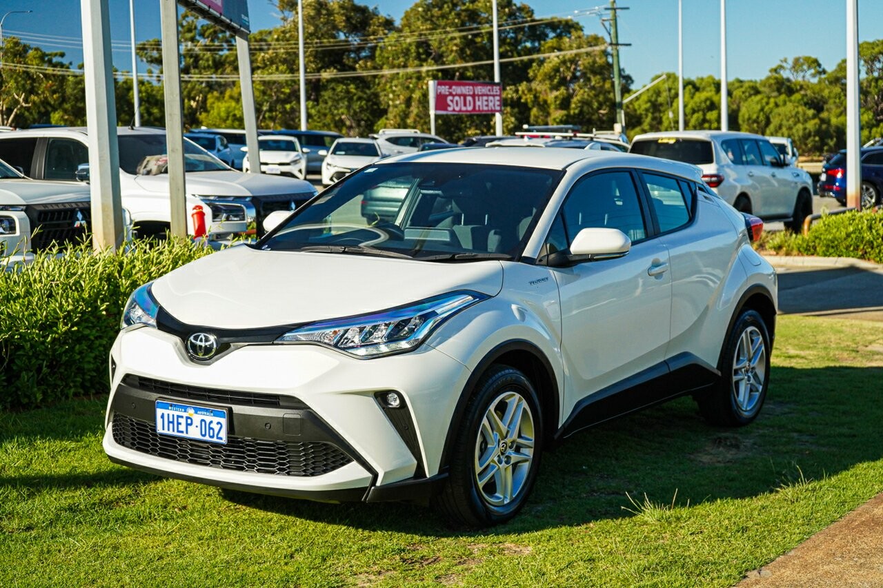 Toyota C-hr image 4