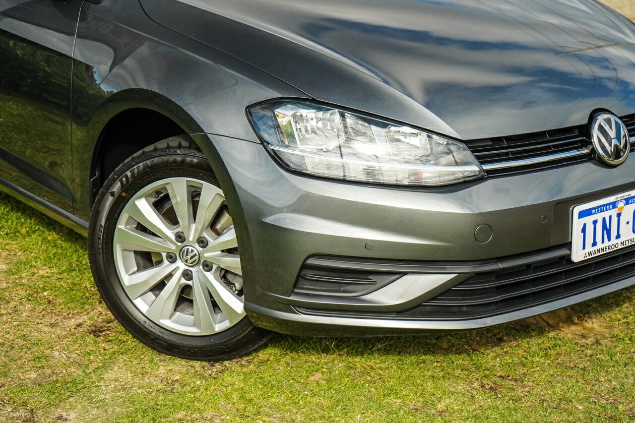 Volkswagen Golf image 2