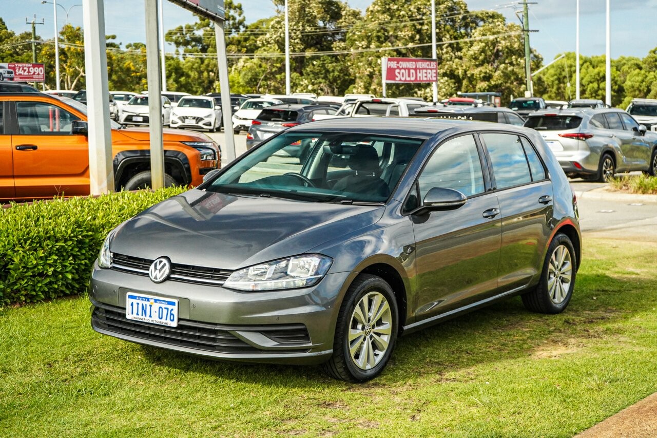 Volkswagen Golf image 4