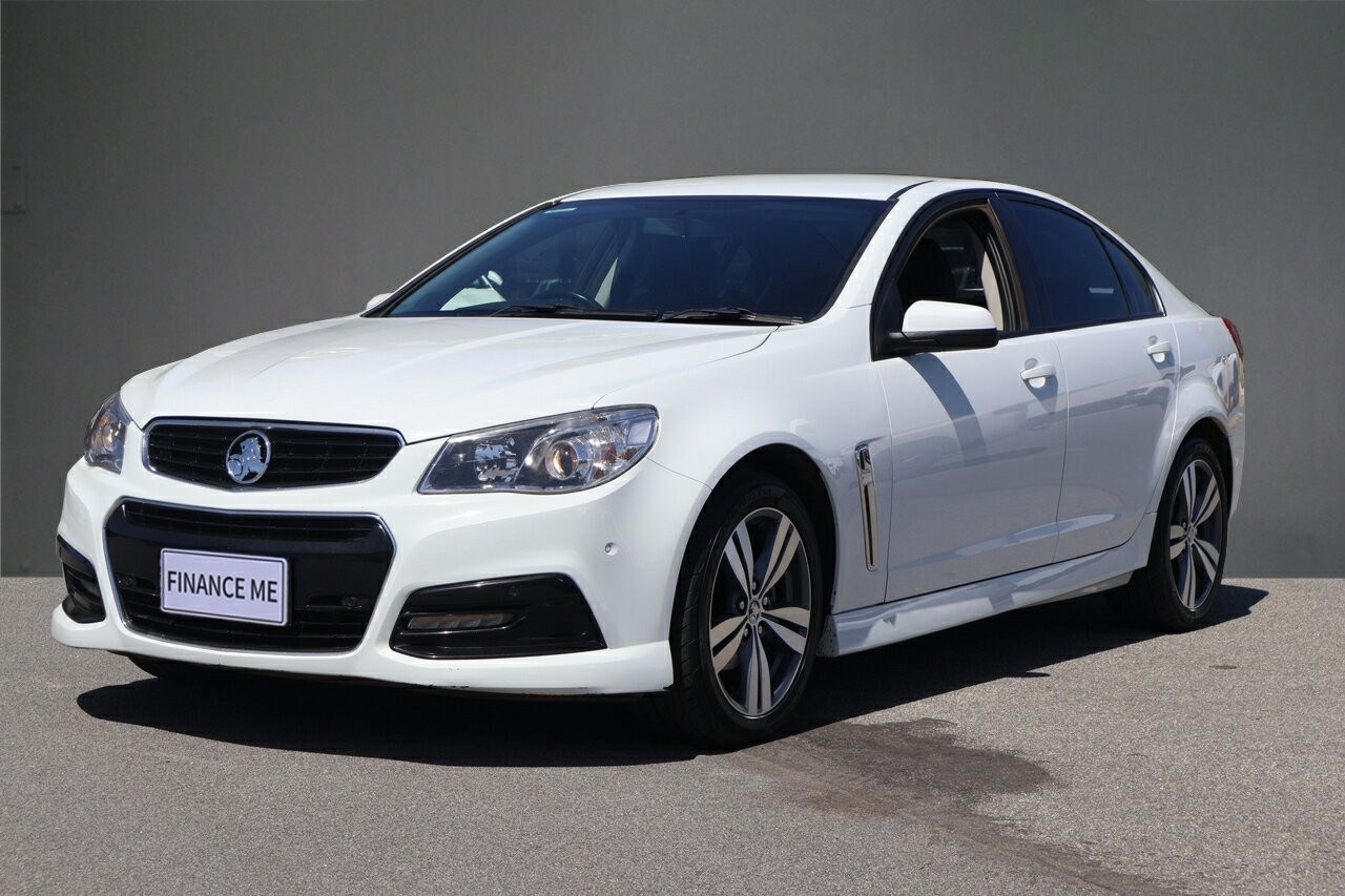 Holden Commodore image 4