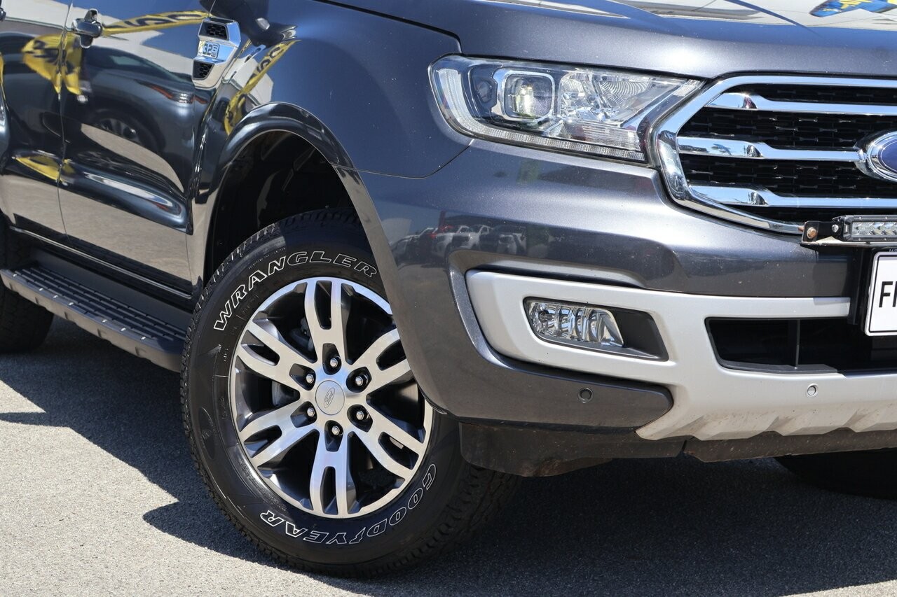 Ford Everest image 2