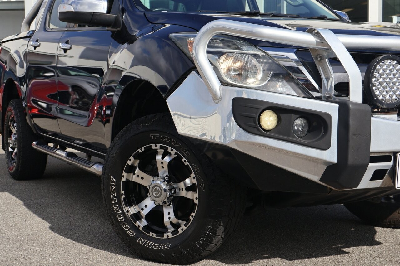 Mazda Bt-50 image 2