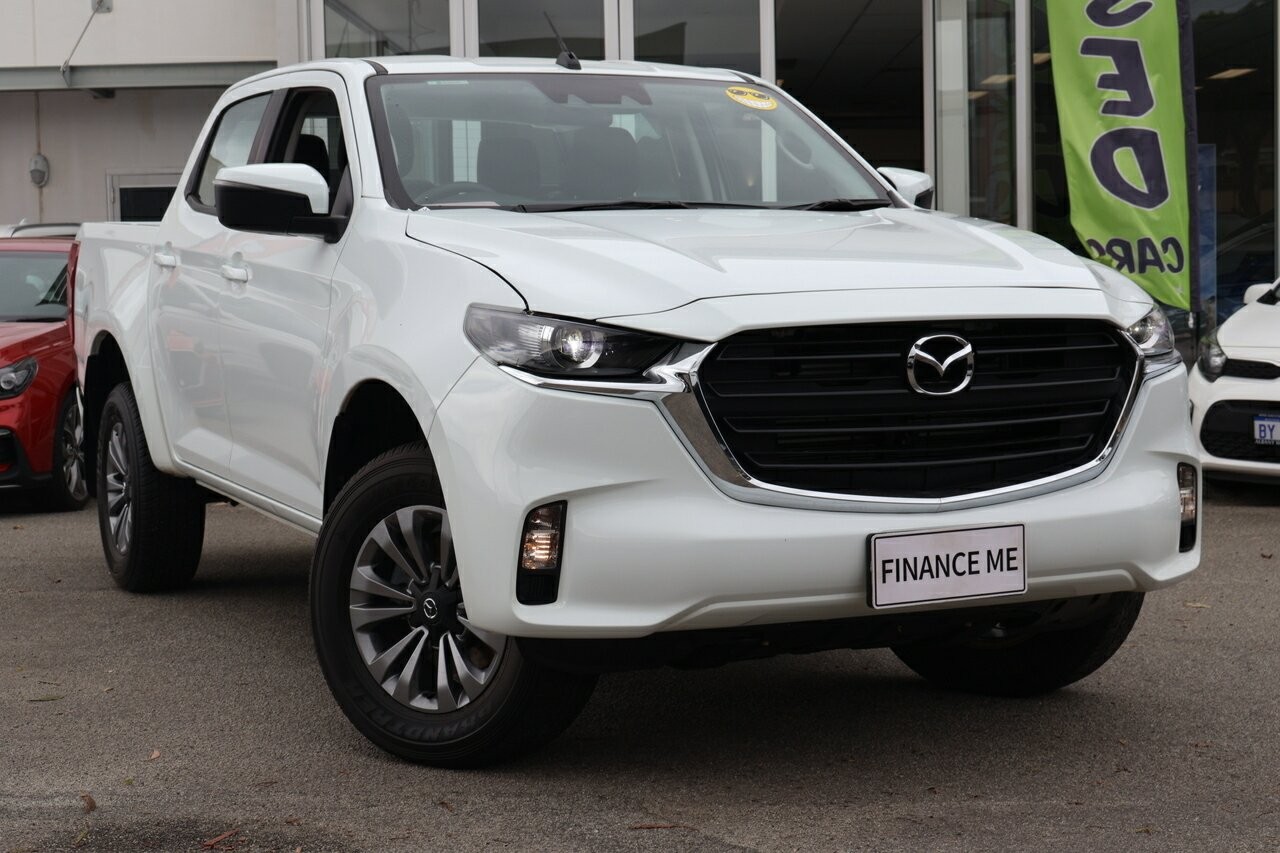 Mazda Bt-50 image 1