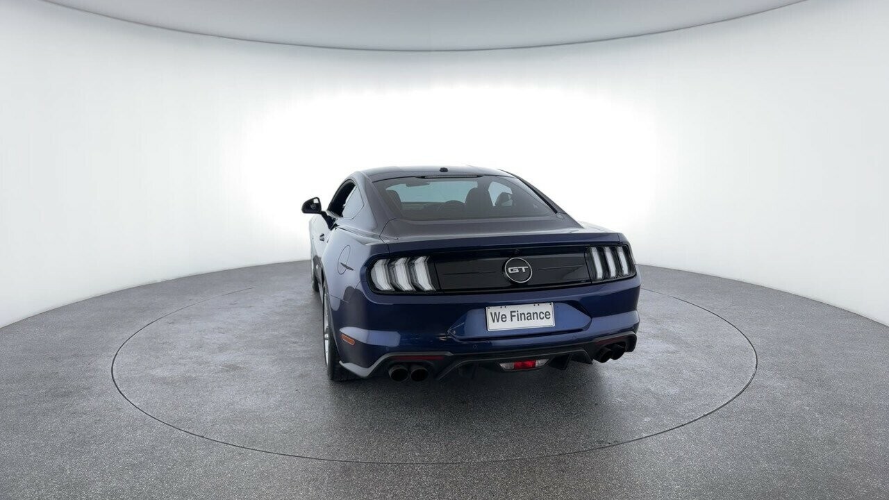 Ford Mustang image 3