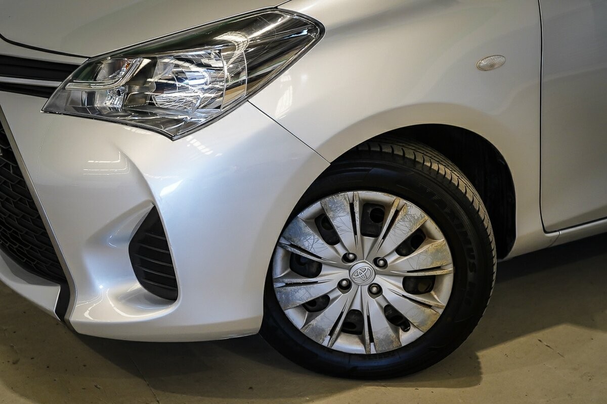 Toyota Yaris image 2