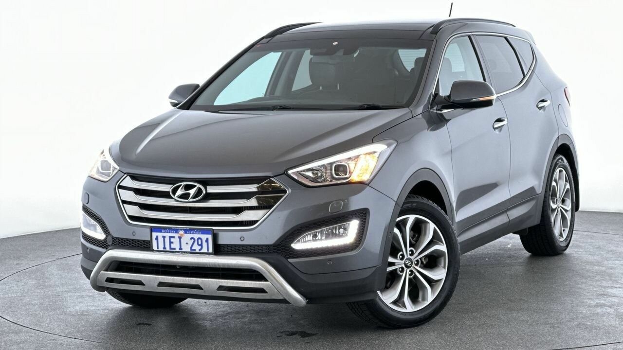 Hyundai Santa Fe image 1