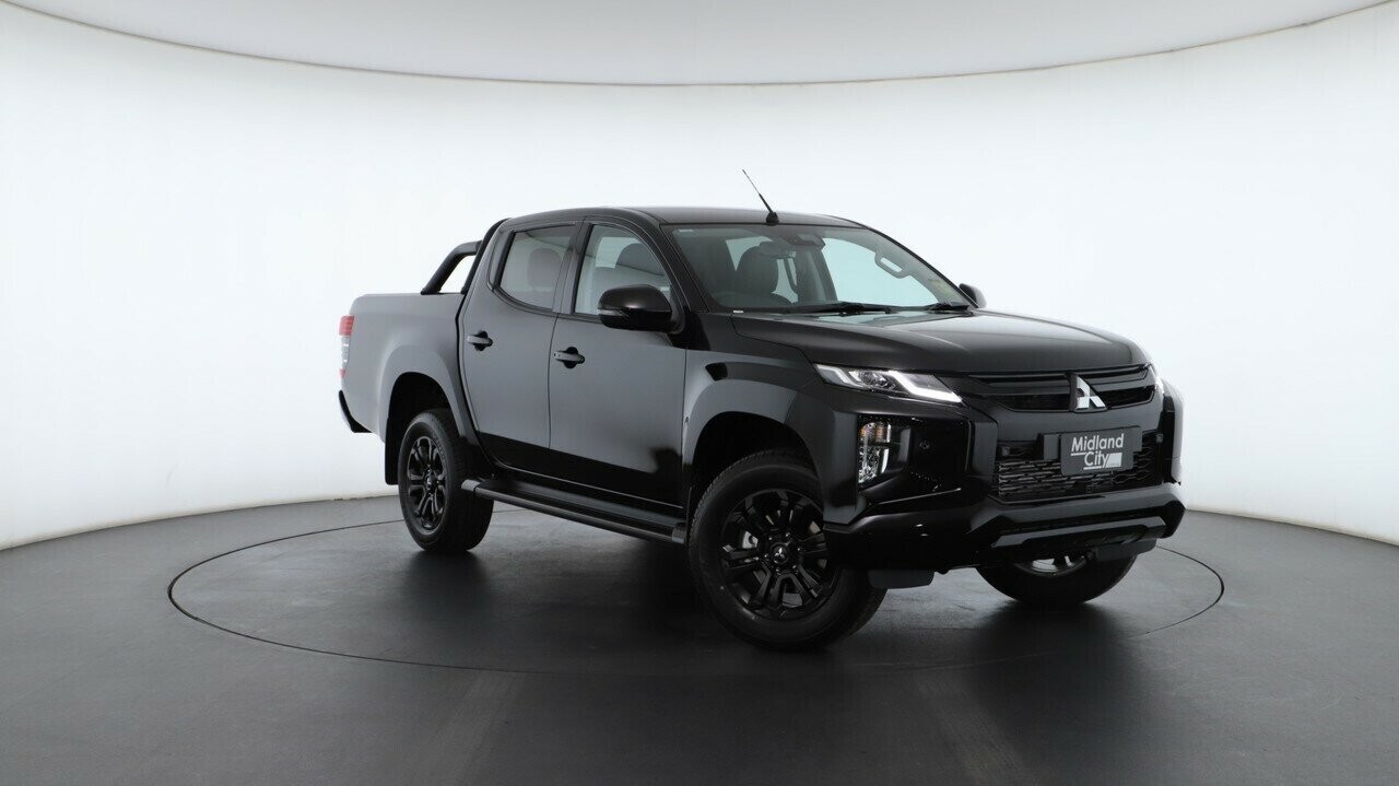 Mitsubishi Triton image 1