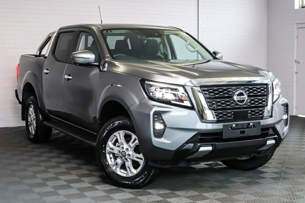 Nissan Navara image 1