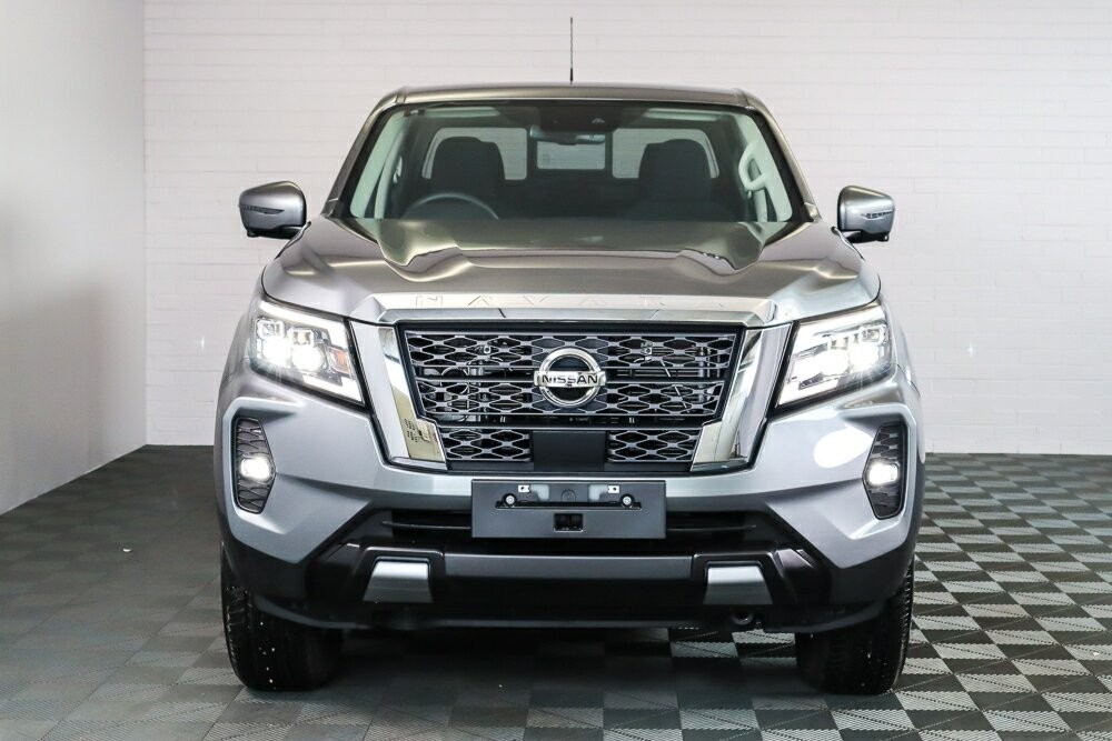 Nissan Navara image 3