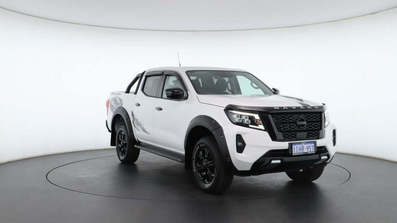 Nissan Navara image 4