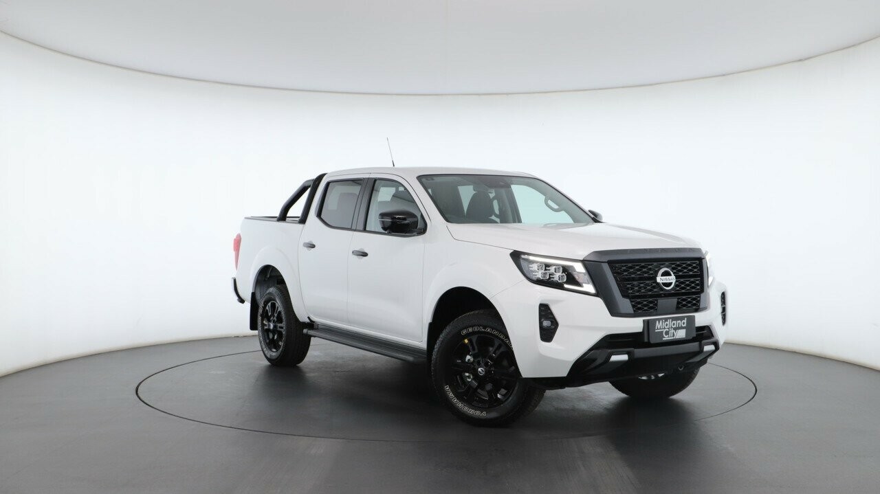 Nissan Navara image 1