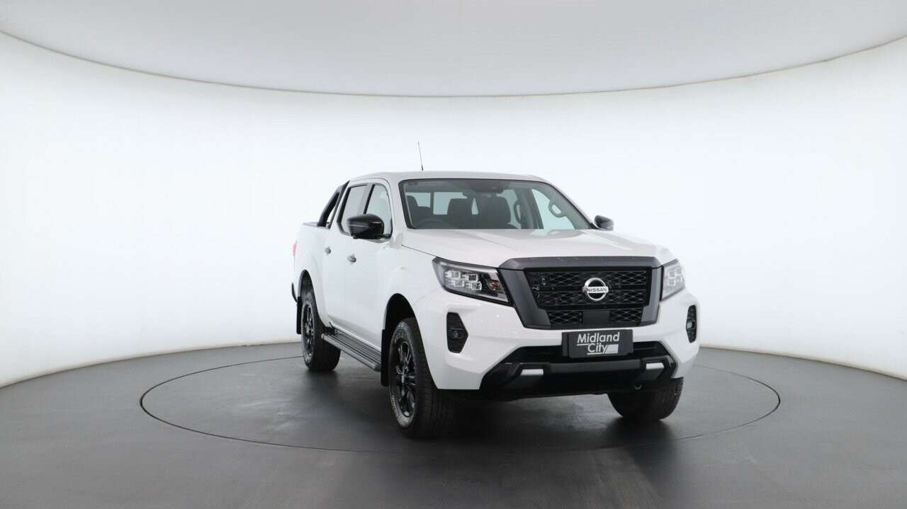 Nissan Navara image 4