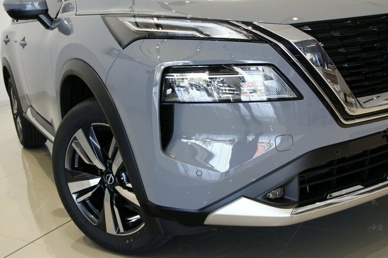 Nissan X-trail image 2