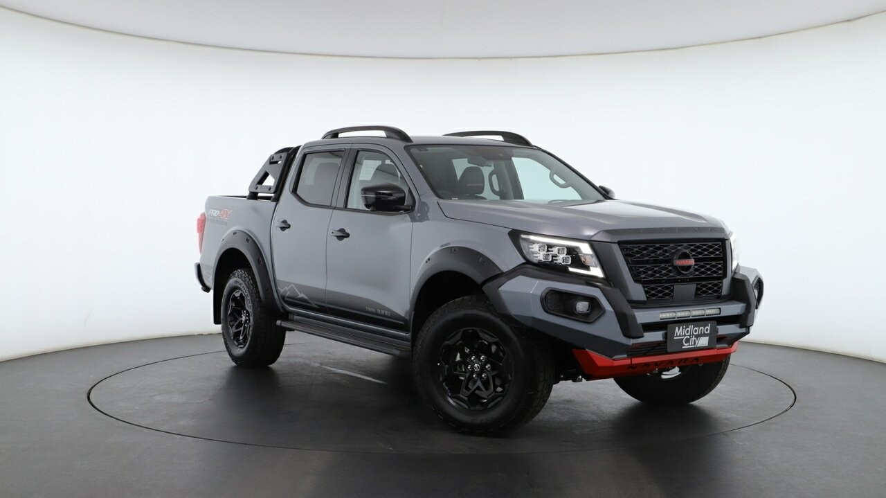 Nissan Navara image 1