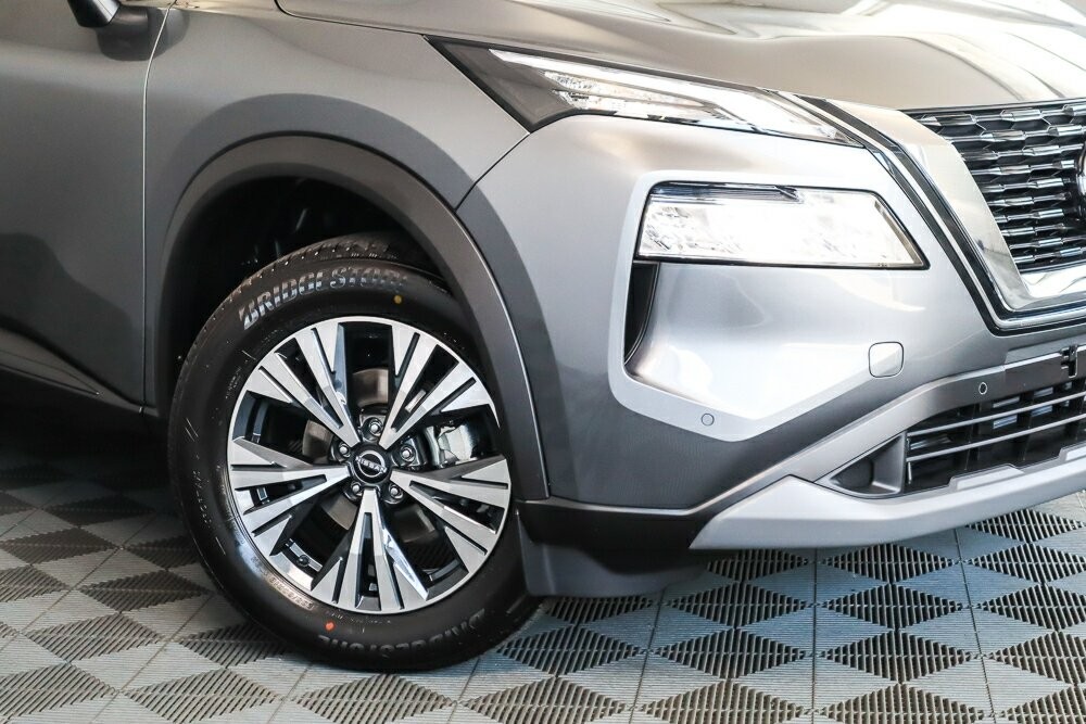 Nissan X-trail image 2