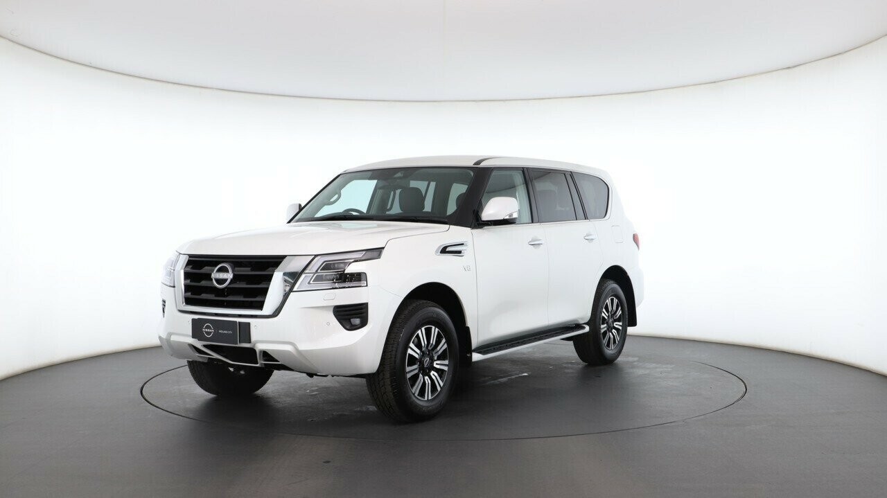 Nissan Patrol image 2