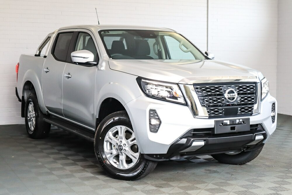 Nissan Navara image 1