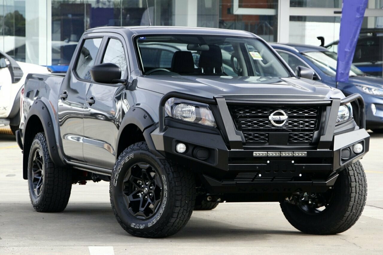 Nissan Navara image 1