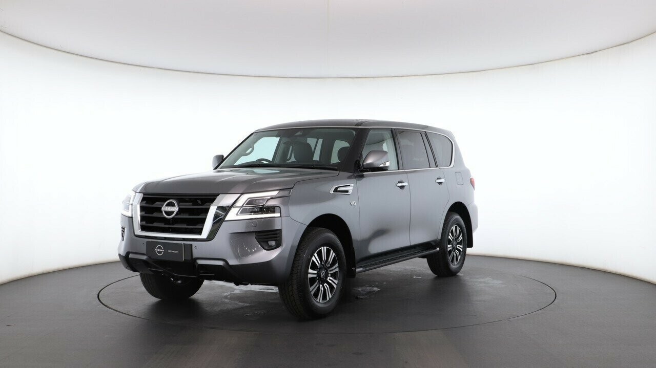 Nissan Patrol image 2