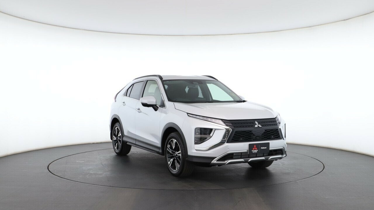 Mitsubishi Eclipse Cross image 4