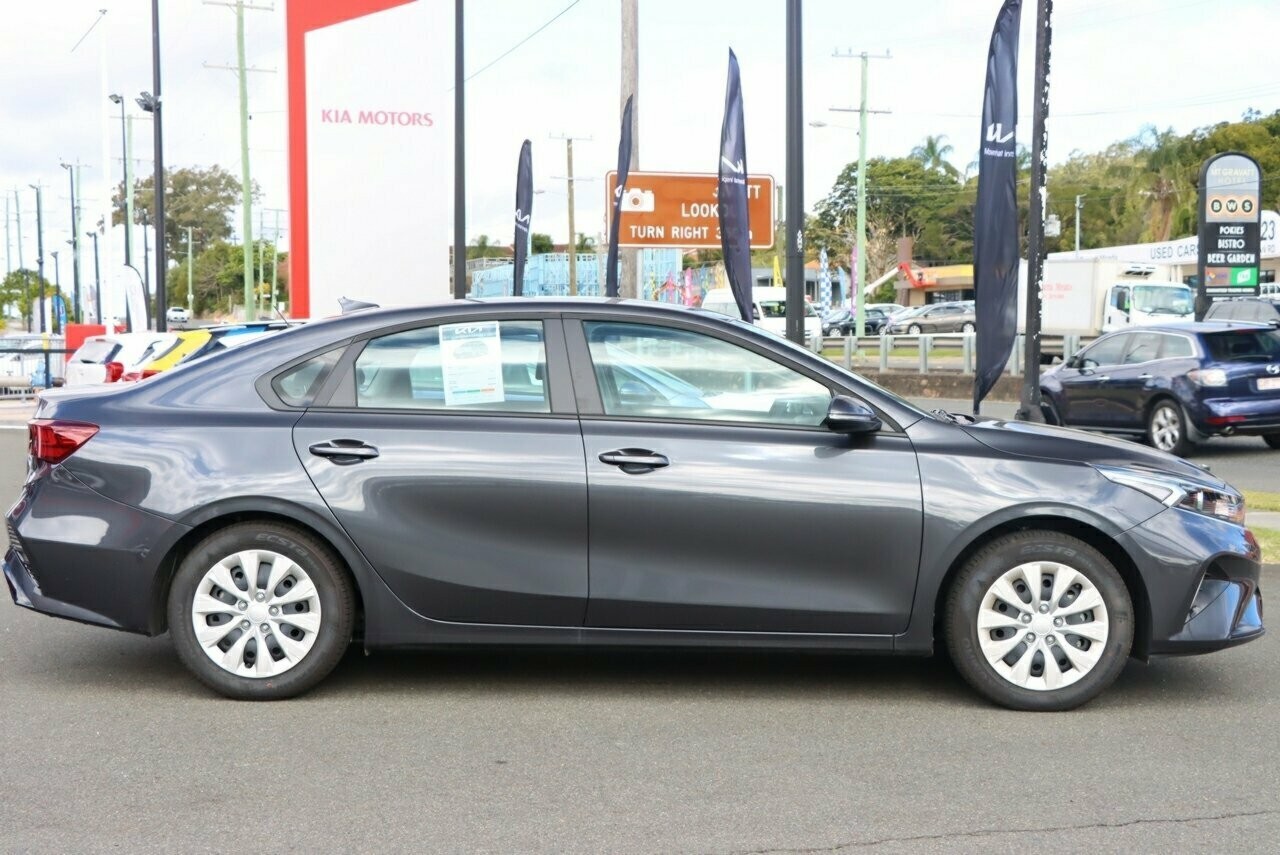 Kia Cerato image 2