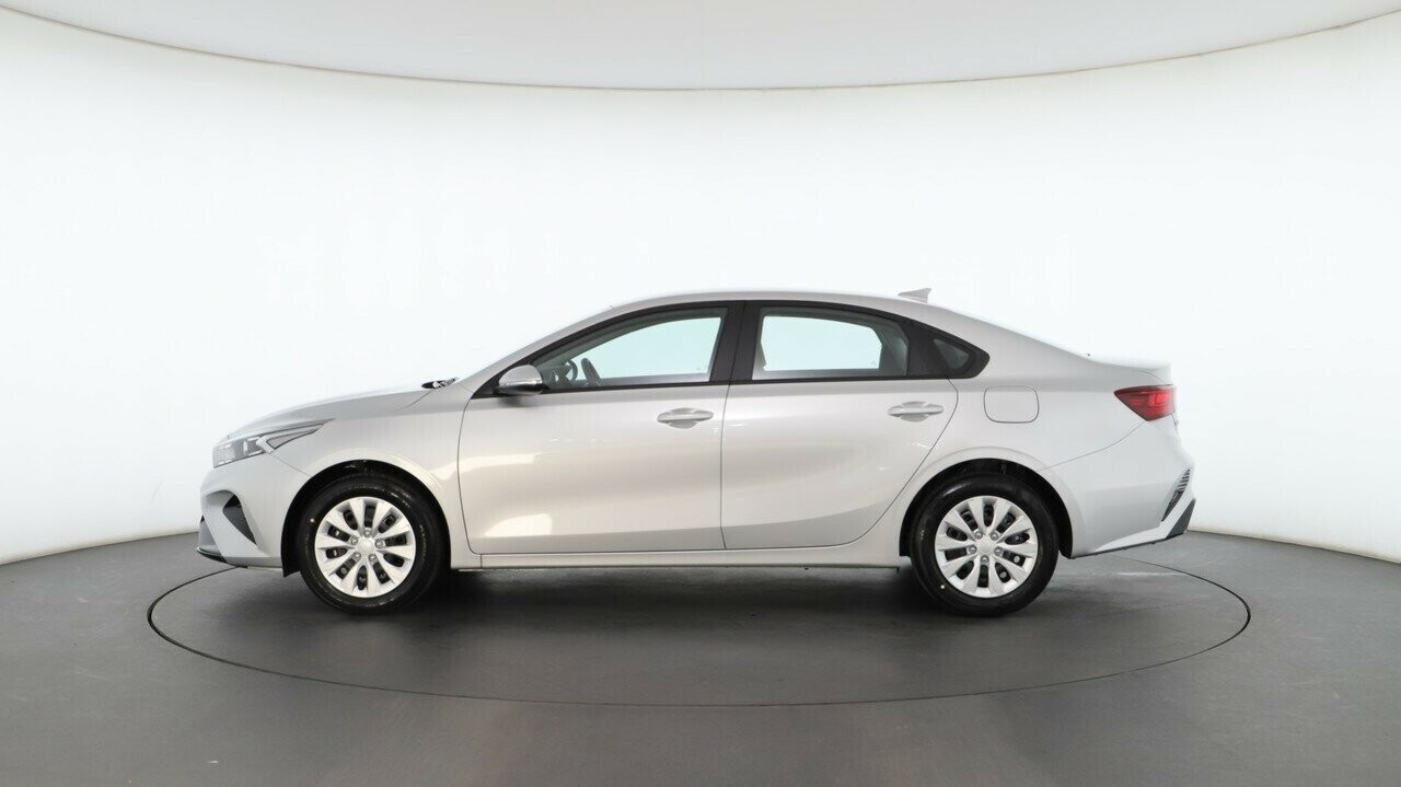 Kia Cerato image 3