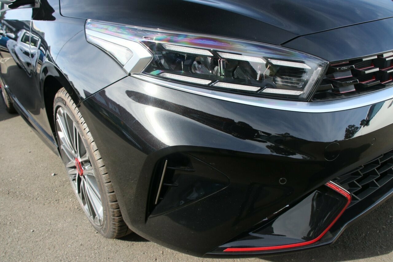 Kia Cerato image 2