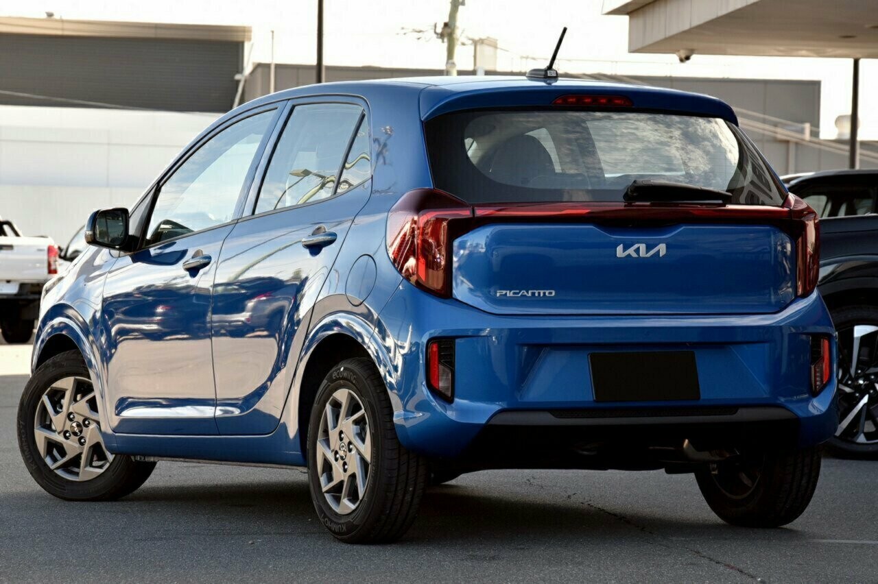 Kia Picanto image 3