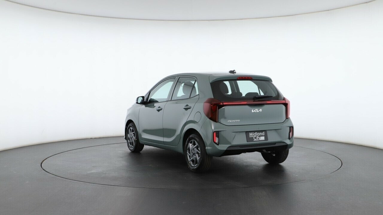 Kia Picanto image 4