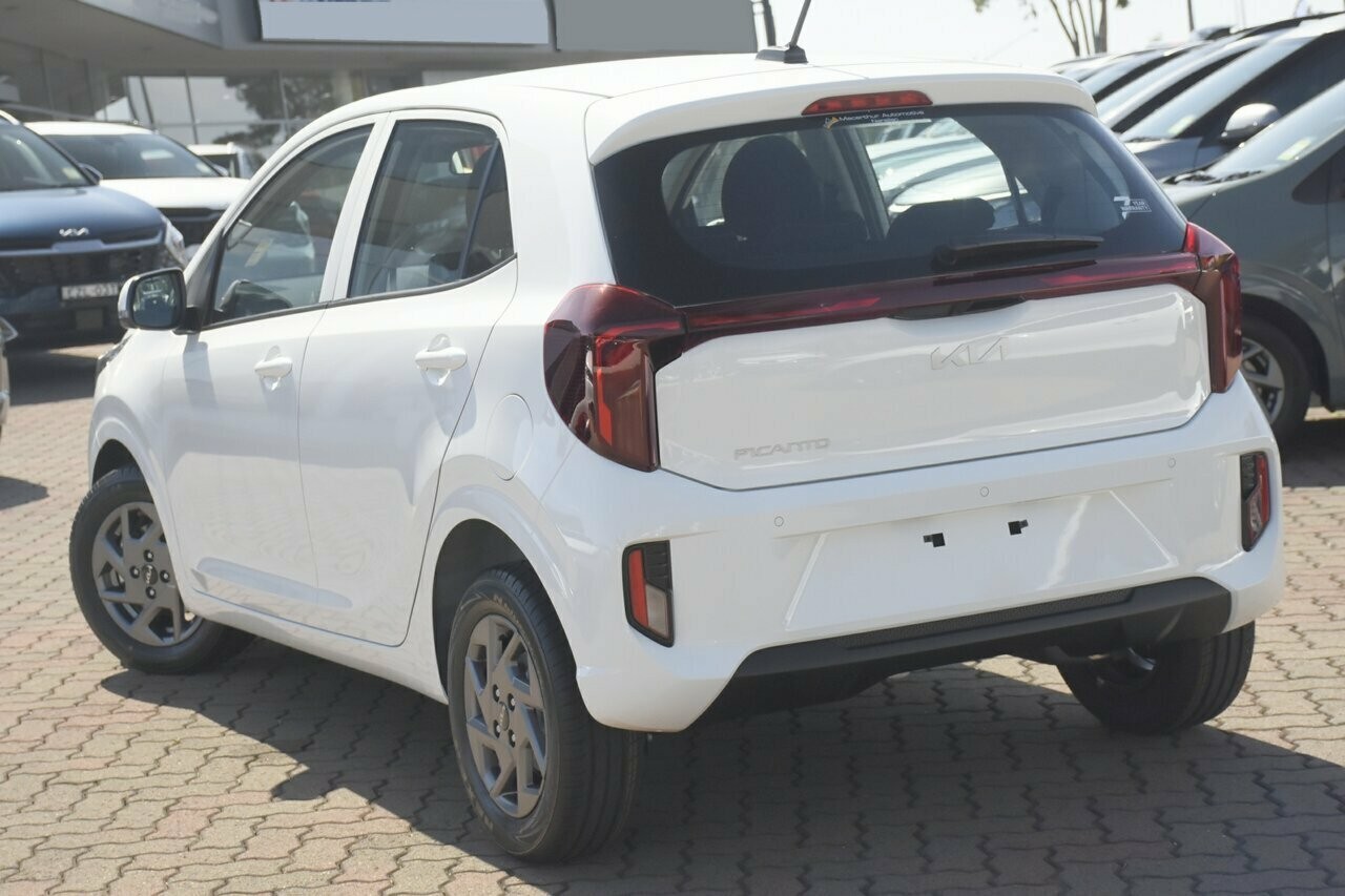 Kia Picanto image 3