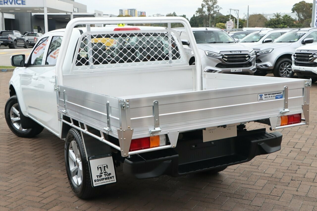 Isuzu D-max image 2