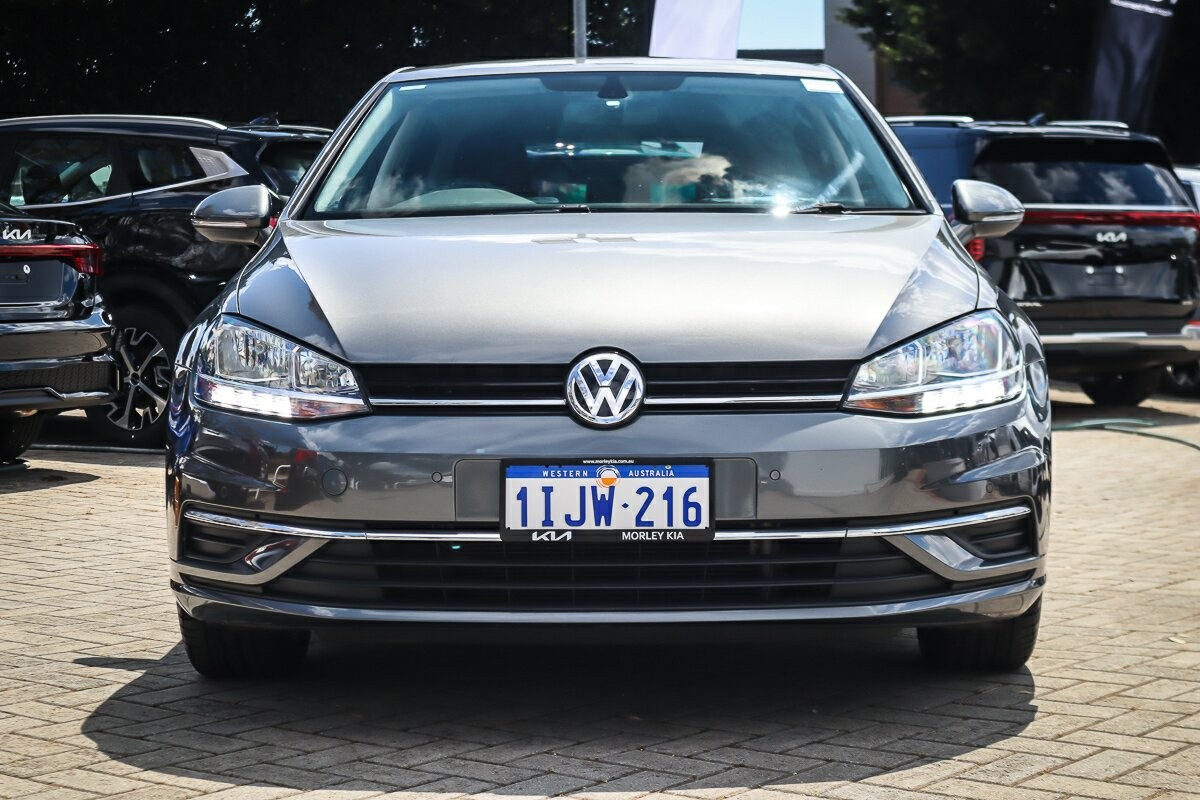 Volkswagen Golf image 3