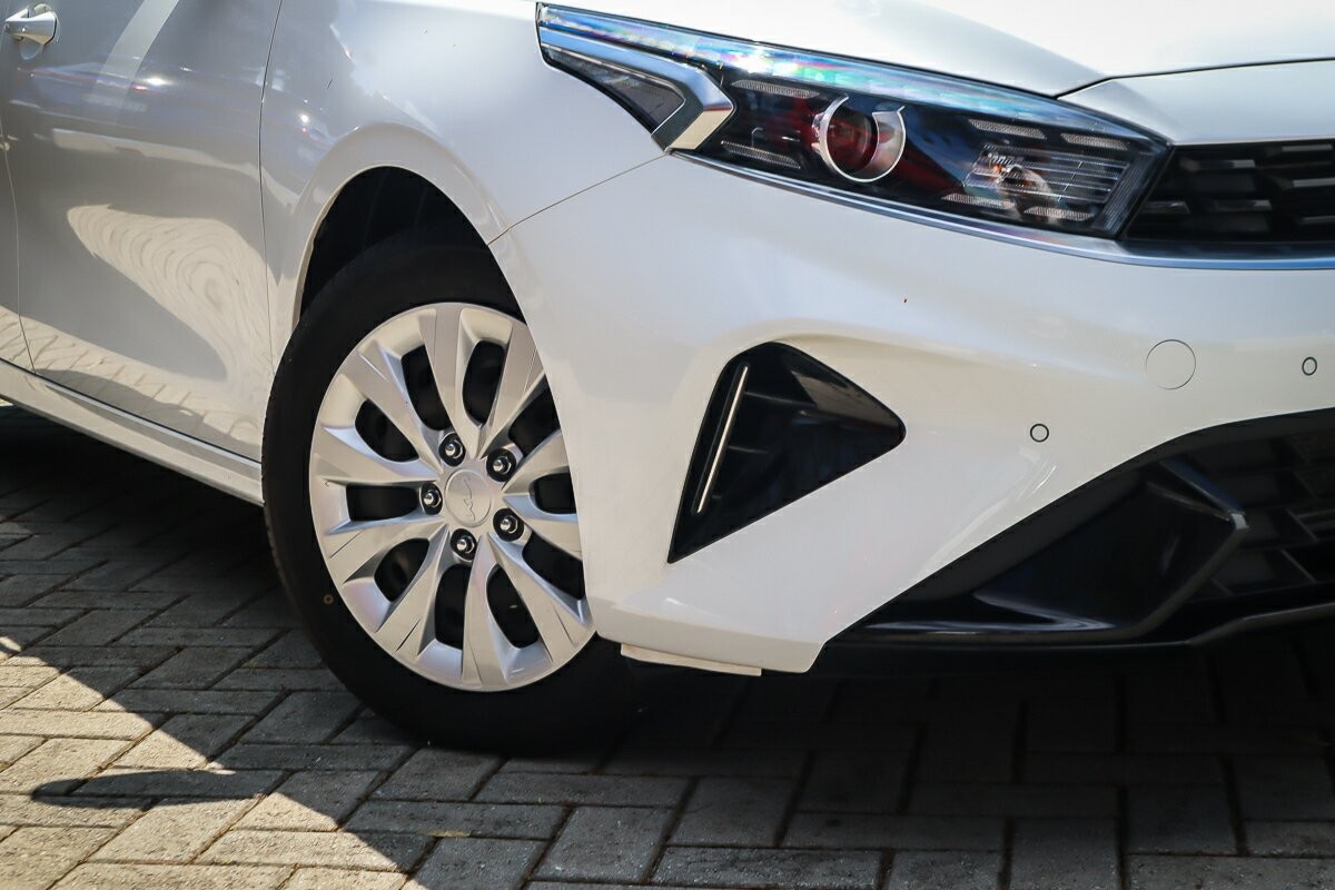 Kia Cerato image 2