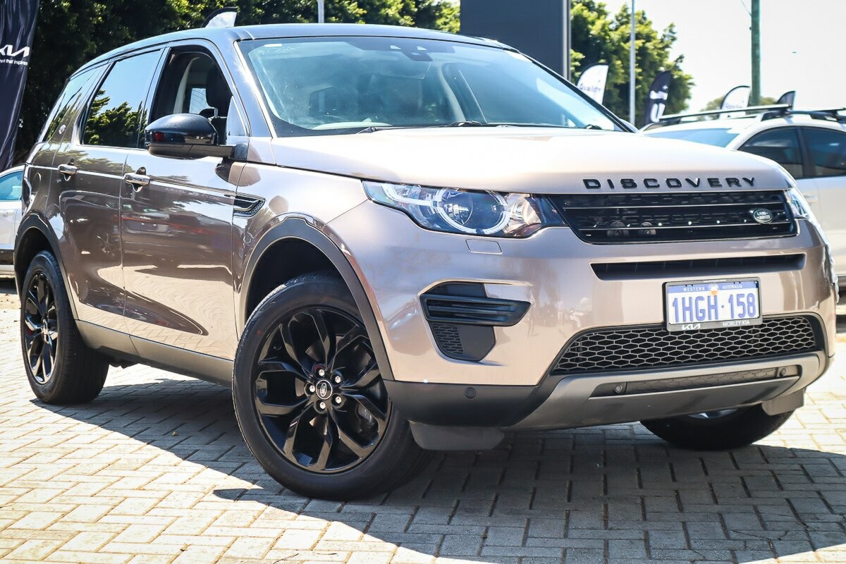 Land Rover Discovery Sport image 1