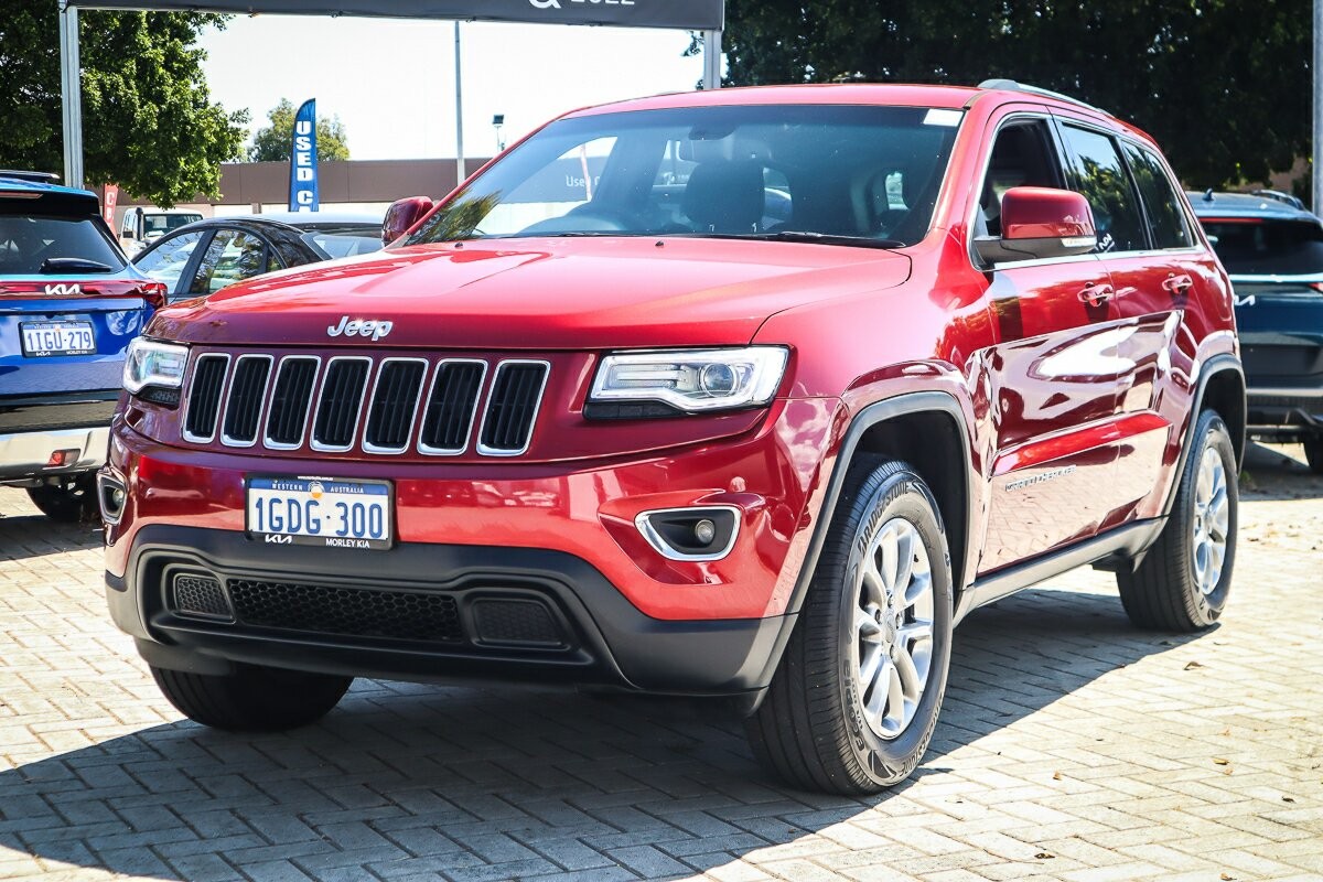 Jeep Grand Cherokee image 4