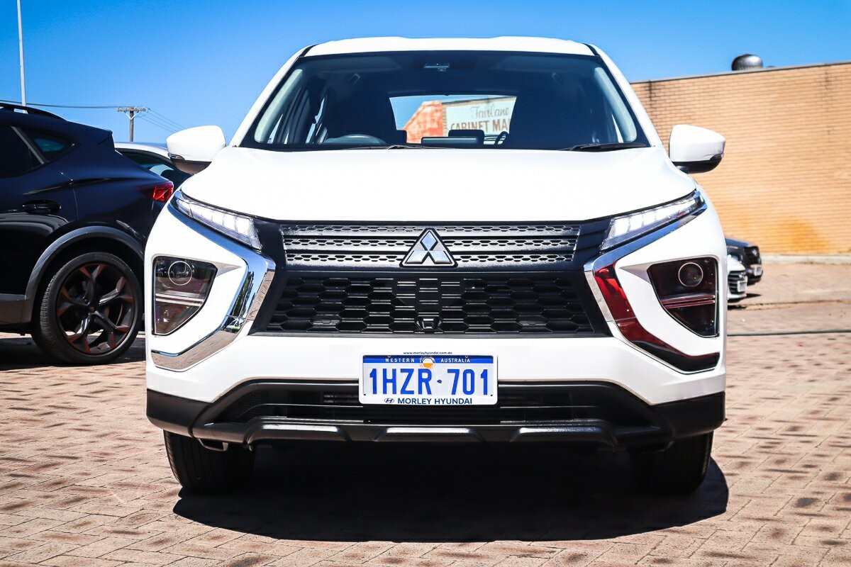 Mitsubishi Eclipse Cross image 3