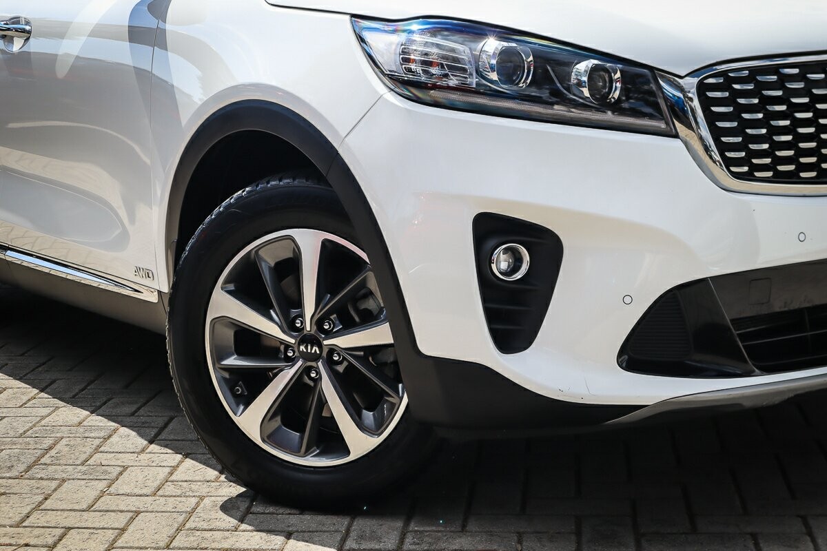 Kia Sorento image 2