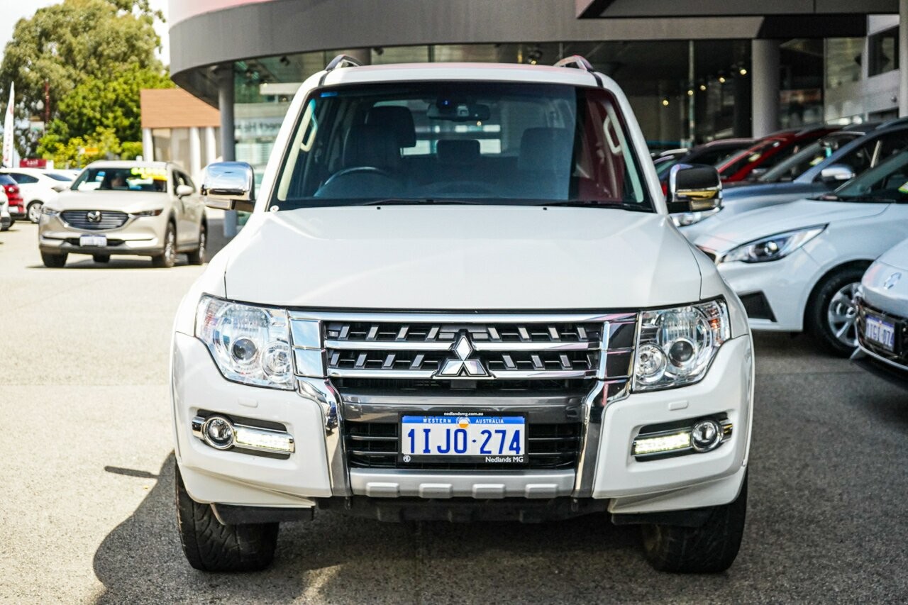 Mitsubishi Pajero image 3