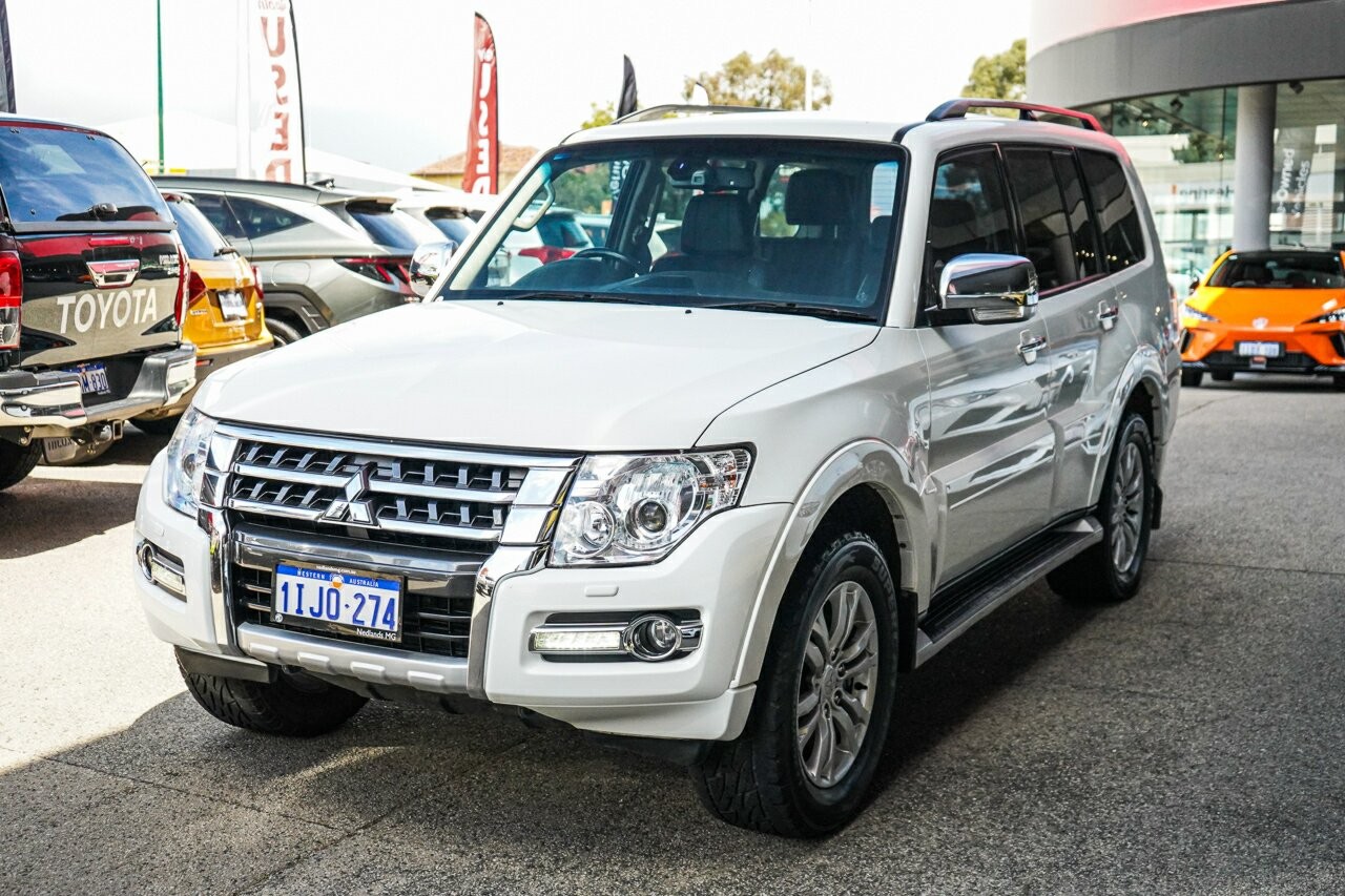 Mitsubishi Pajero image 4