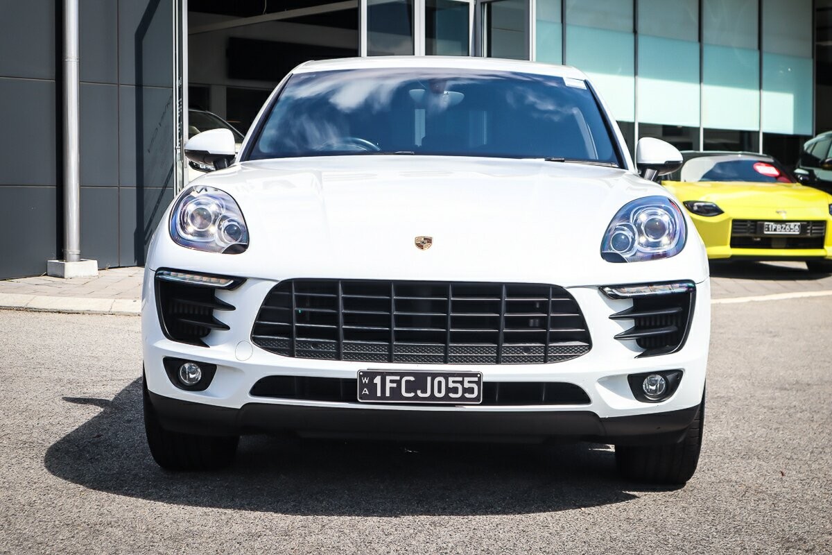 Porsche Macan image 3